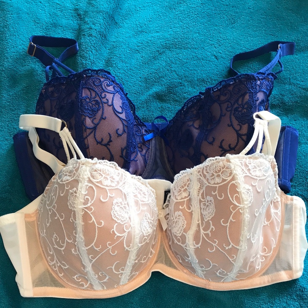 2 lingerie Bras 42C